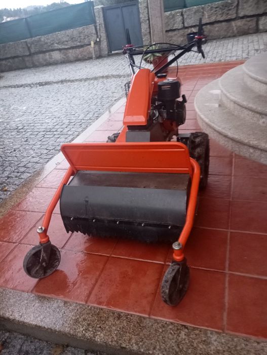 Triturador corta Mato