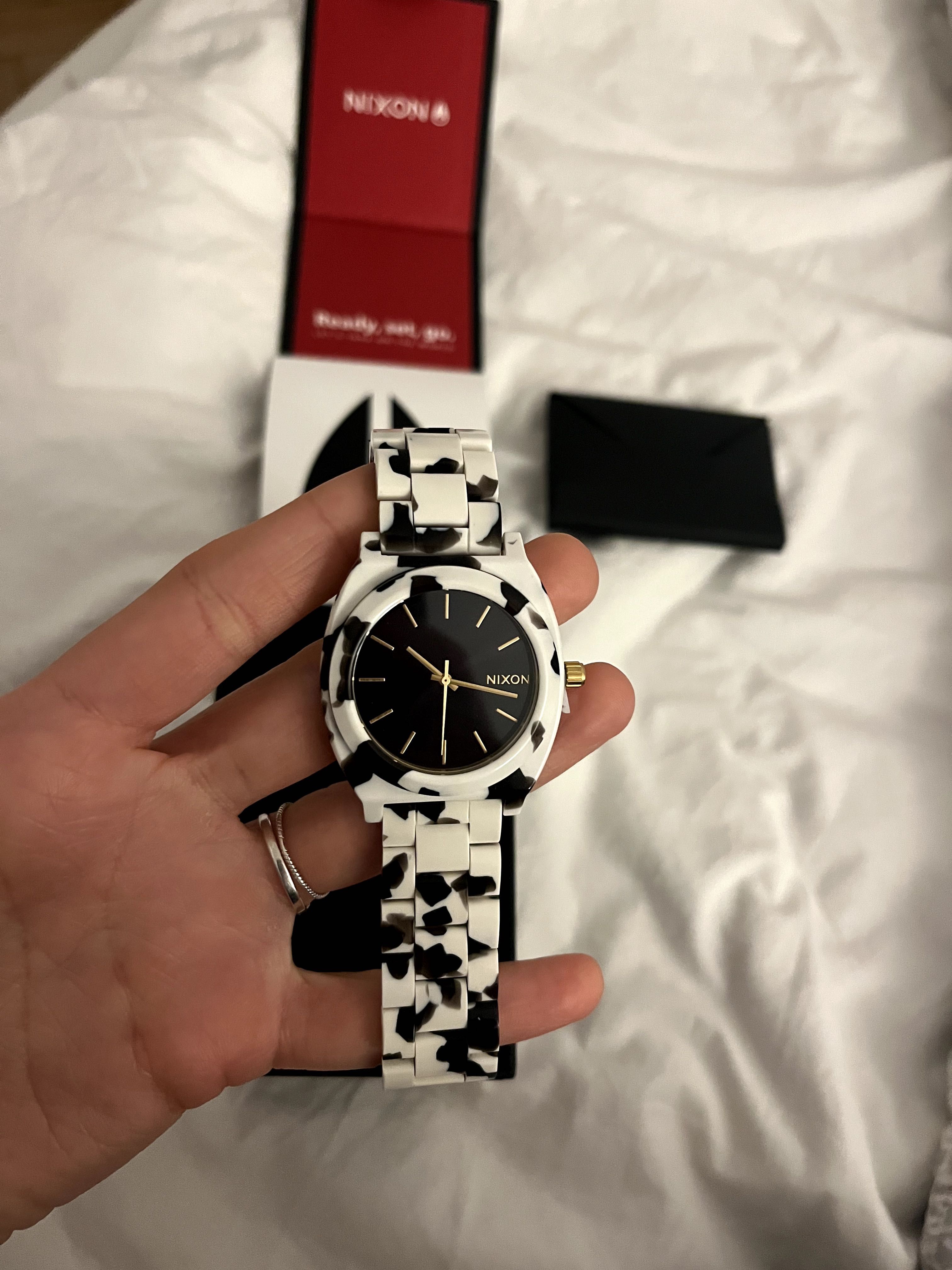 Zegarek analogowy Nixon nowy Made in Japan