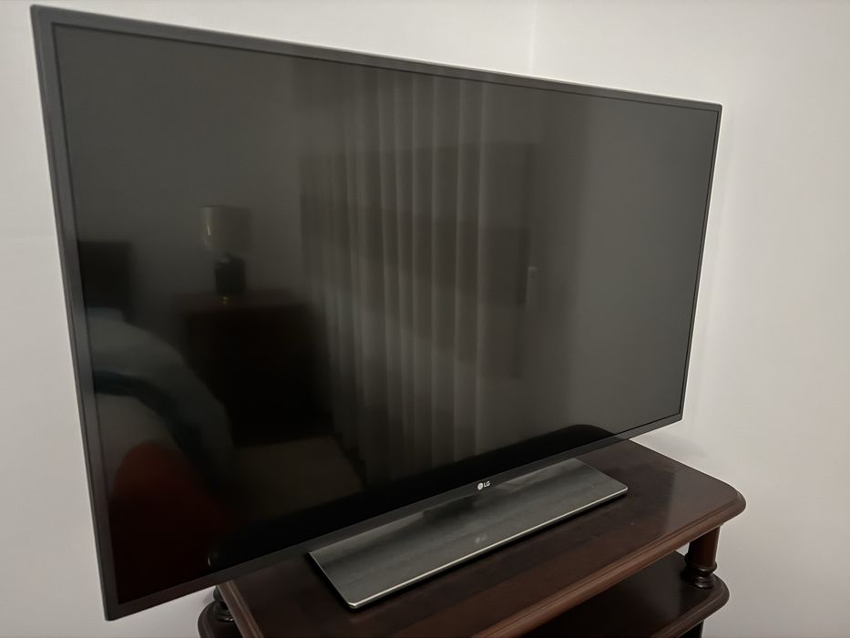 Smart TV LG 42" Cinema 3D