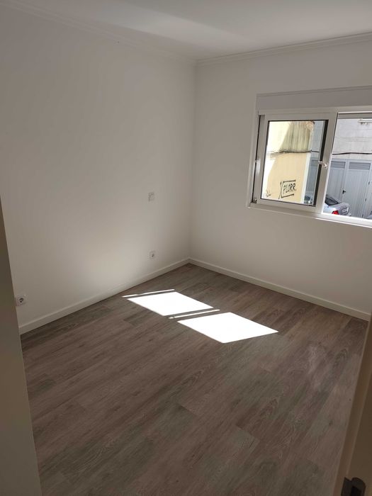 Quarto individual em Almada velha