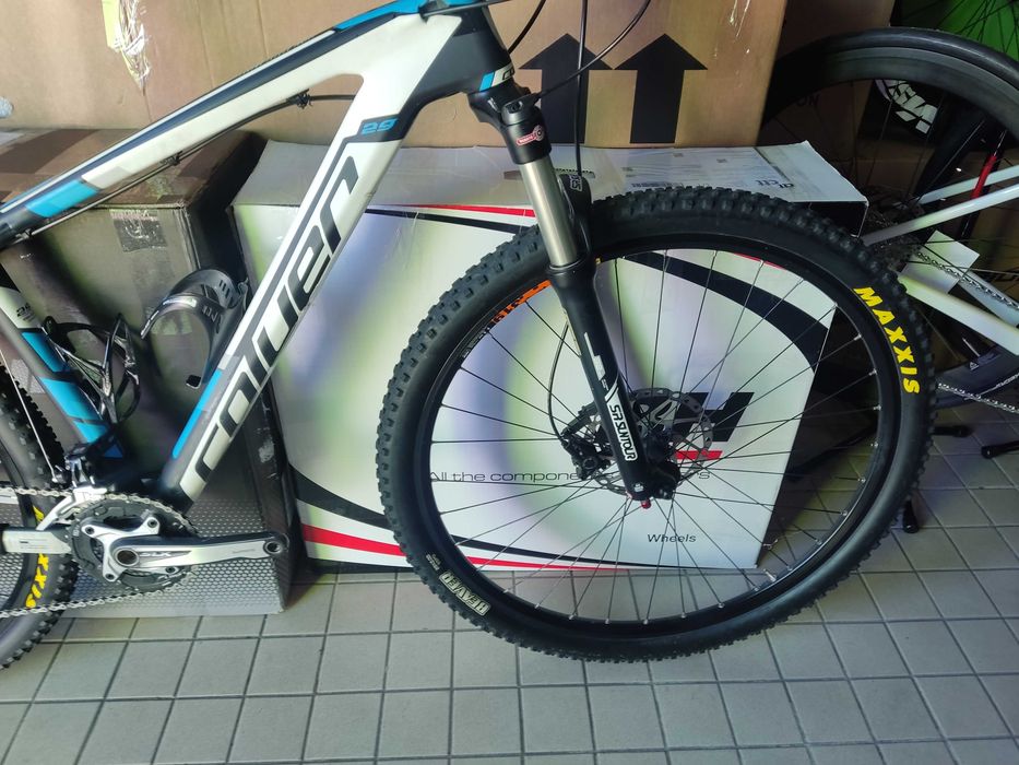 Coluer pragma carbono 29