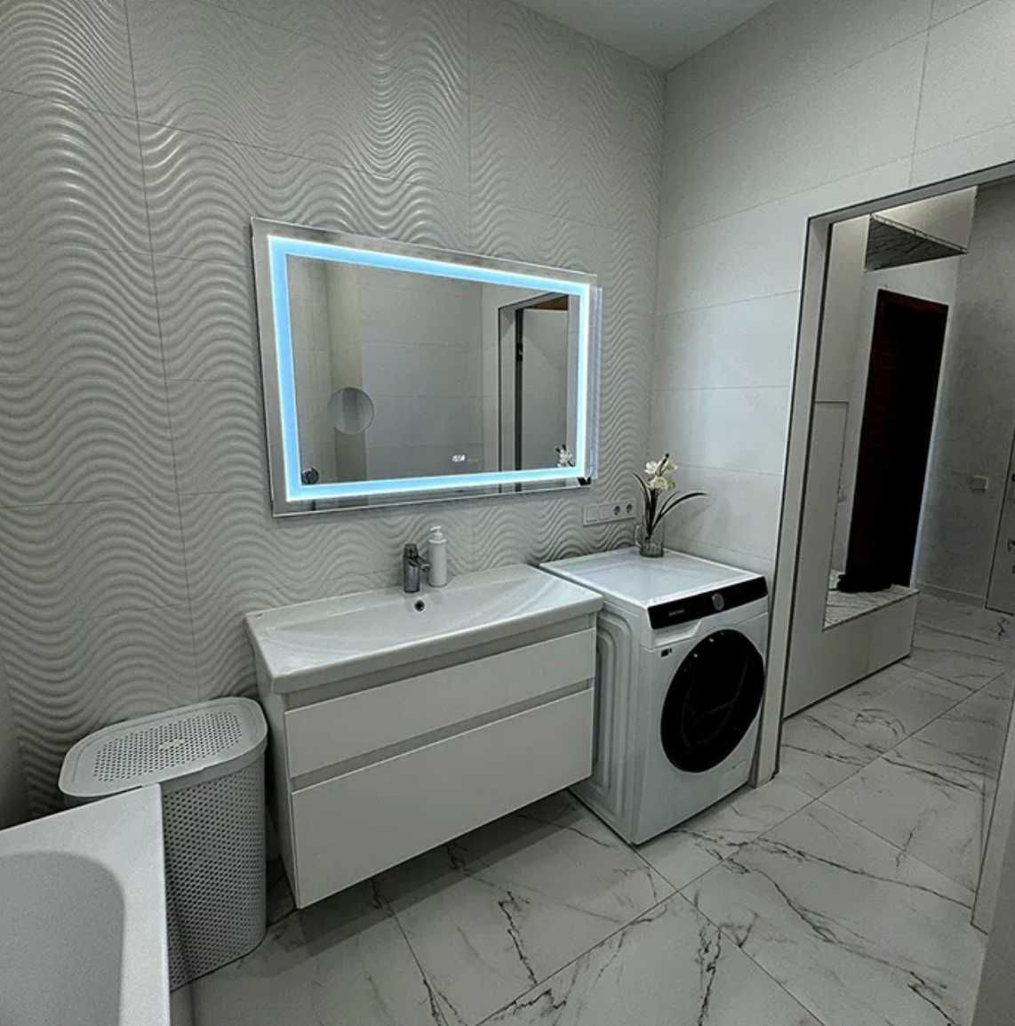 Продам 3х кімнатну квартиру ЖК Comfort City з власним басейном Центр