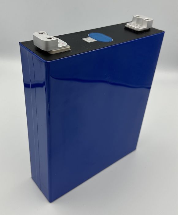 Акумулятор LiFePO4  EVE LF230  230 Ah - 3.2V Литий-железо-фосфатный