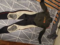 Fato surf/bodyboard