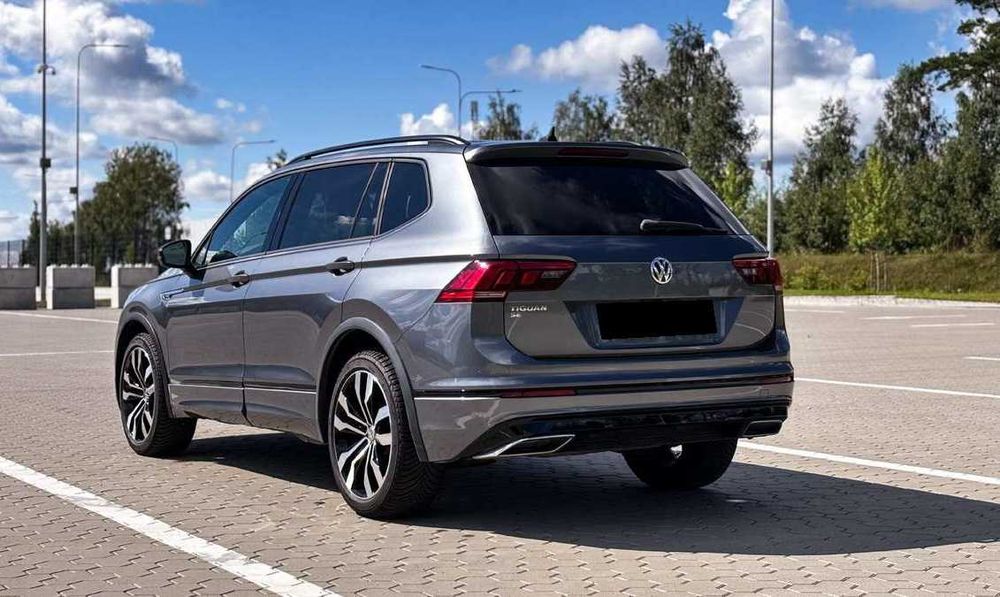 Volkswagen Tiguan 2020 року
