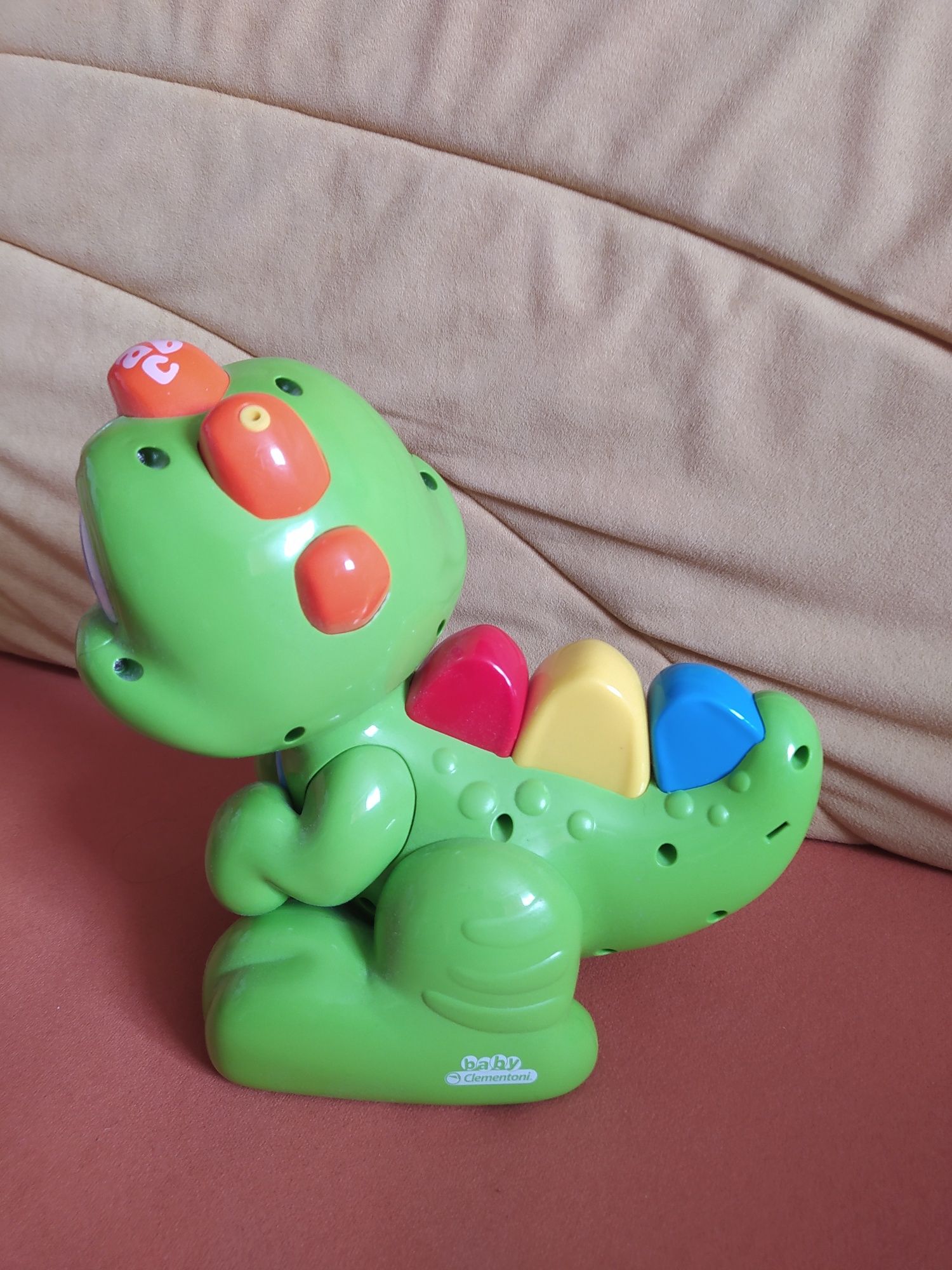 Dinozaur interaktywna zabawka