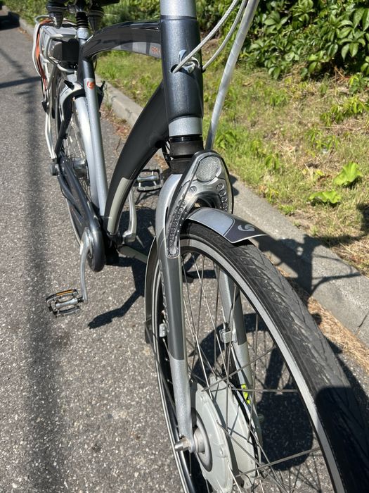 Ładny rower elektryczny SPARTA ION RX+ 36V Nexus 8/A