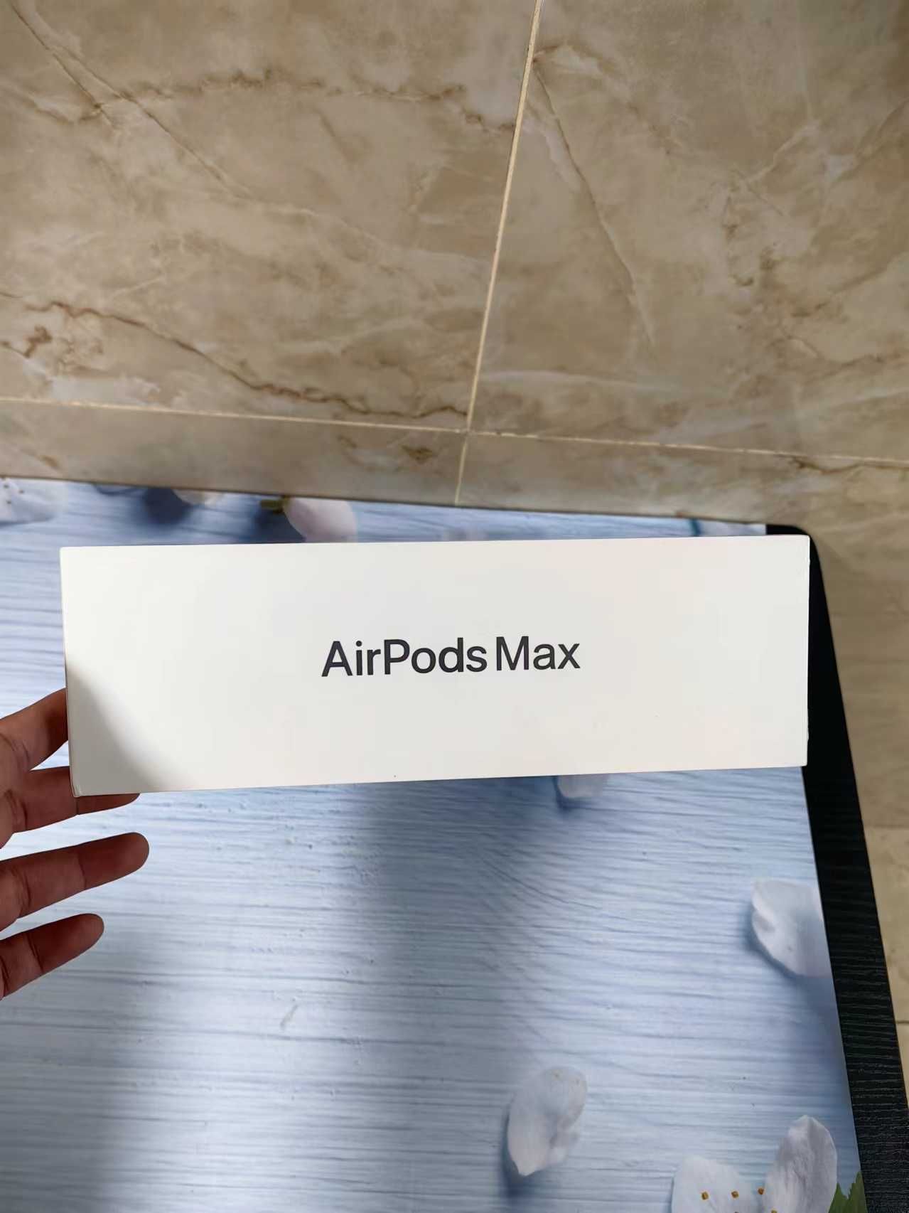 Słuchawki Apple AirPods Max