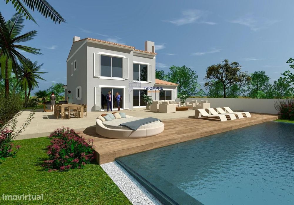 Moradia T5 com Vista Excecional em Ferragudo, Lagoa