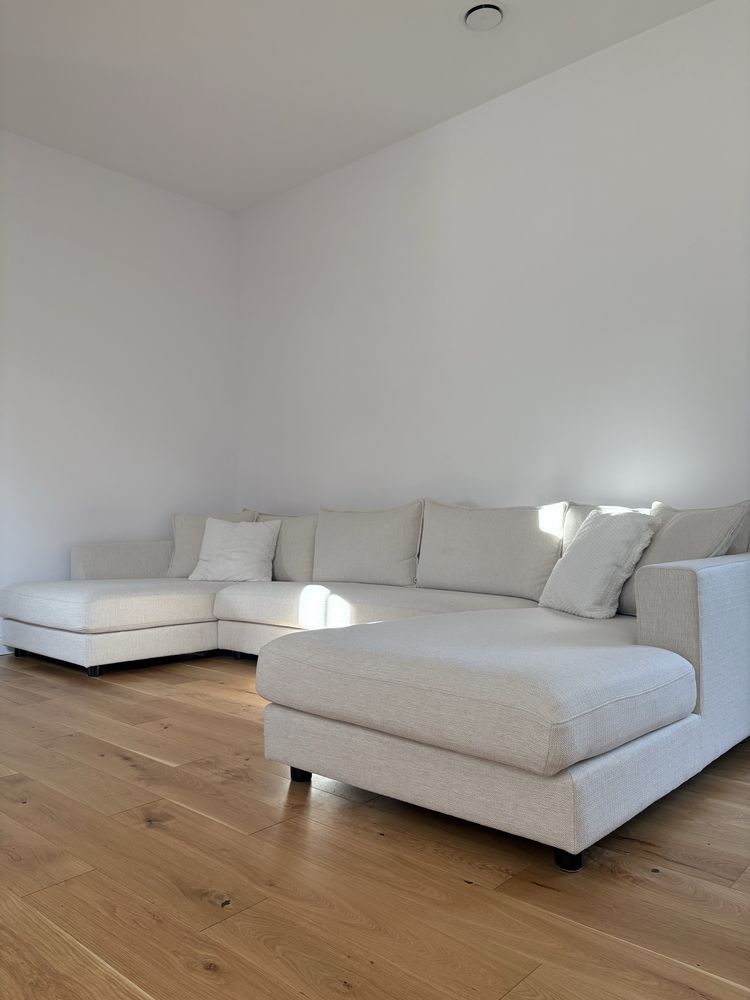 Sofa 5-osobowa Lilviken Beliani w kolorze kremowym