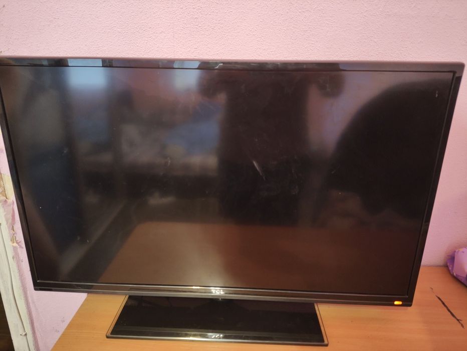 Телевизор под запчасти