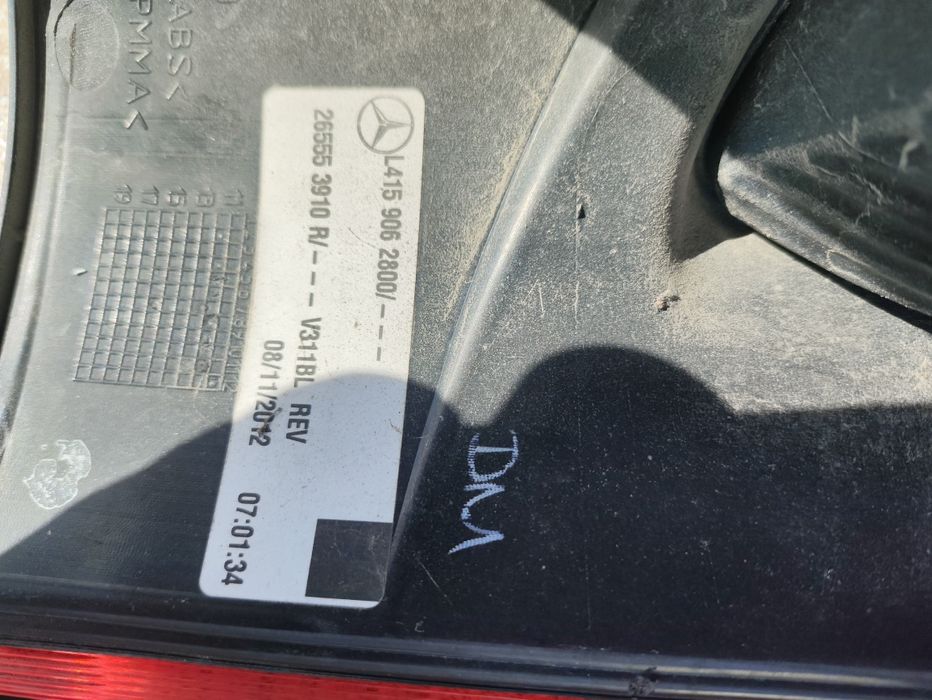 Фонарь стоп габарит фара задня Mercedes citan