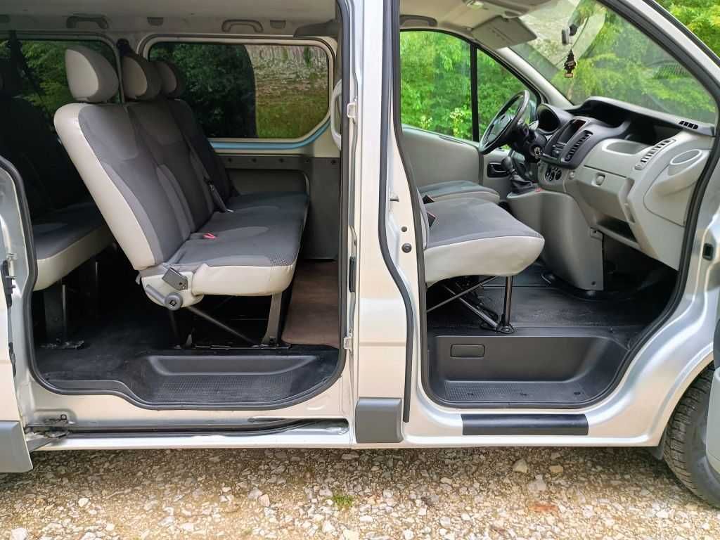 Vivaro 2,0 CDTI Klima 9- Osobowy Hak Skrzydełka EURO 5 Zarejestrowany