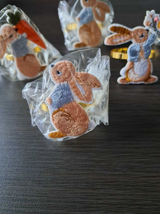 Pierścienie Obrączki na serwetki zajączki 6 sztuk