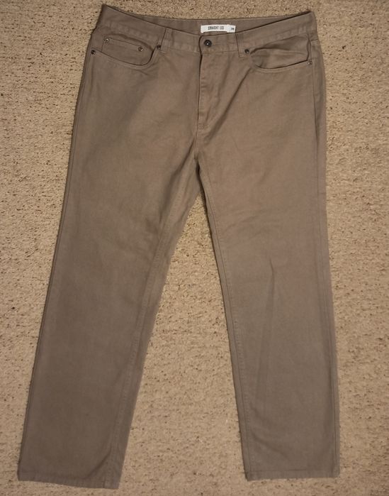 Фірмові джинси TU відмінний стан