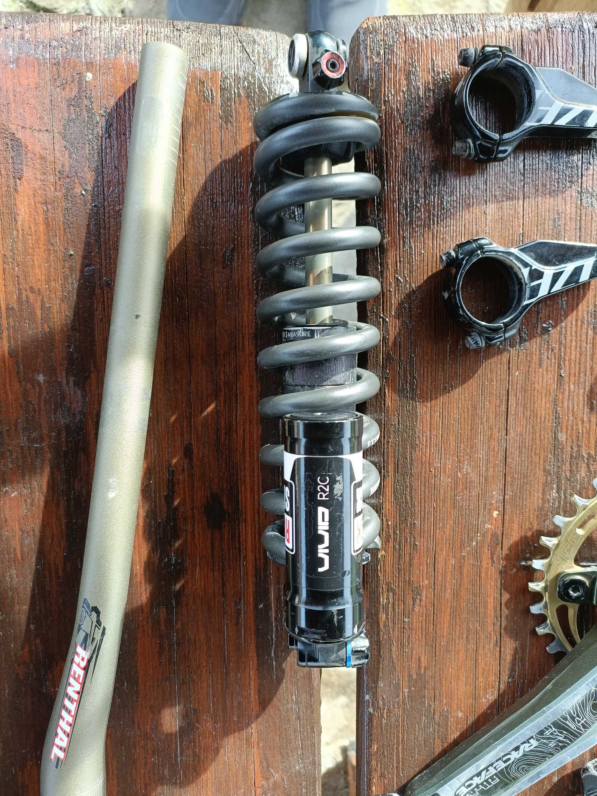 Damper rock shox vivd r2c dh fr