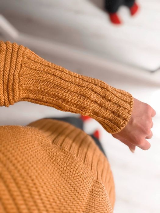 Светр під горло теплий