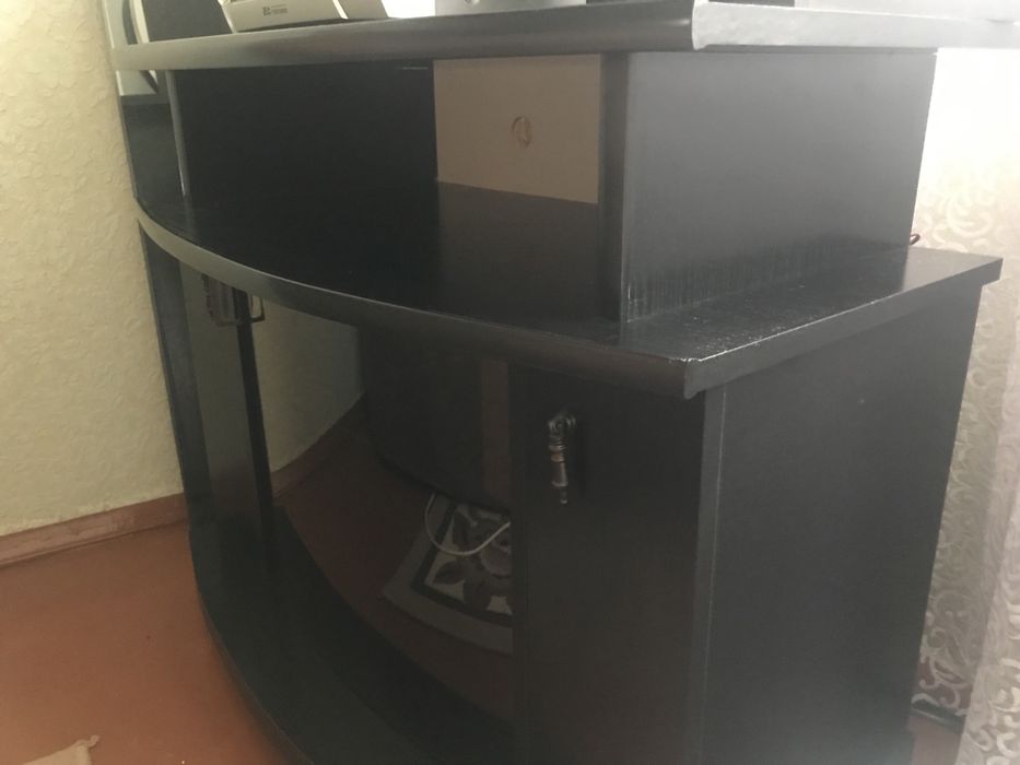 Тумба під телевізор