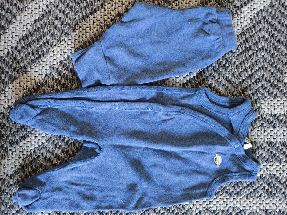 Pajacyk niemowlęcy + spodnie 56