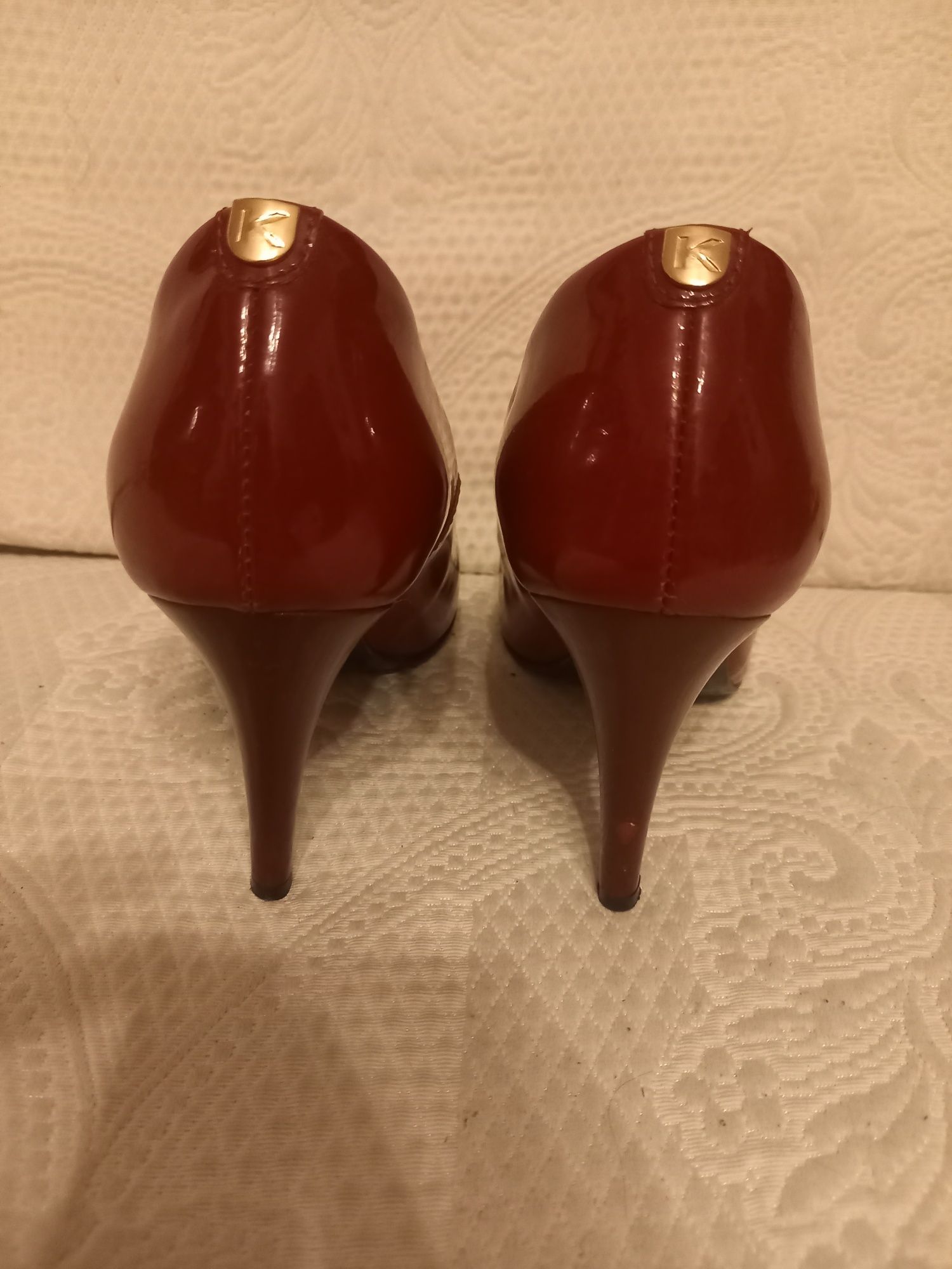Buty skorzane lakierowane szpilki Kulig czerwone wiśnia 38