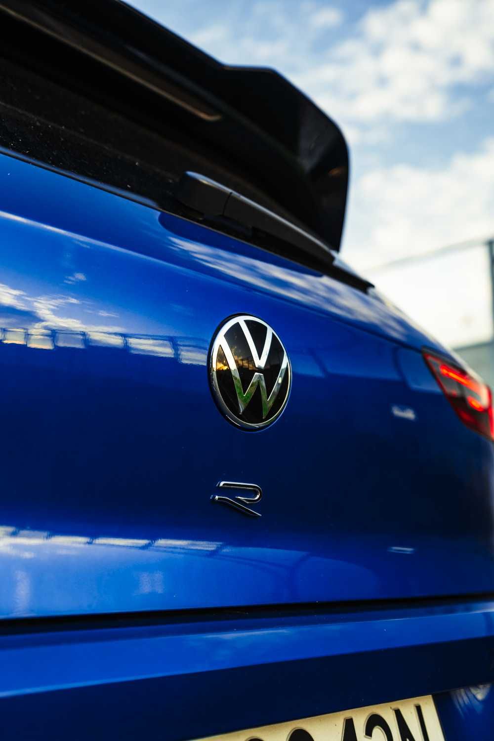WYNAJEM VW Golf 8R Wypożyczalnia aut sportowych Poznań samochodów