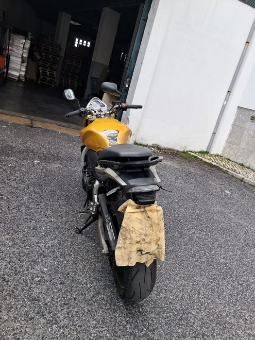 Honda hornet 600