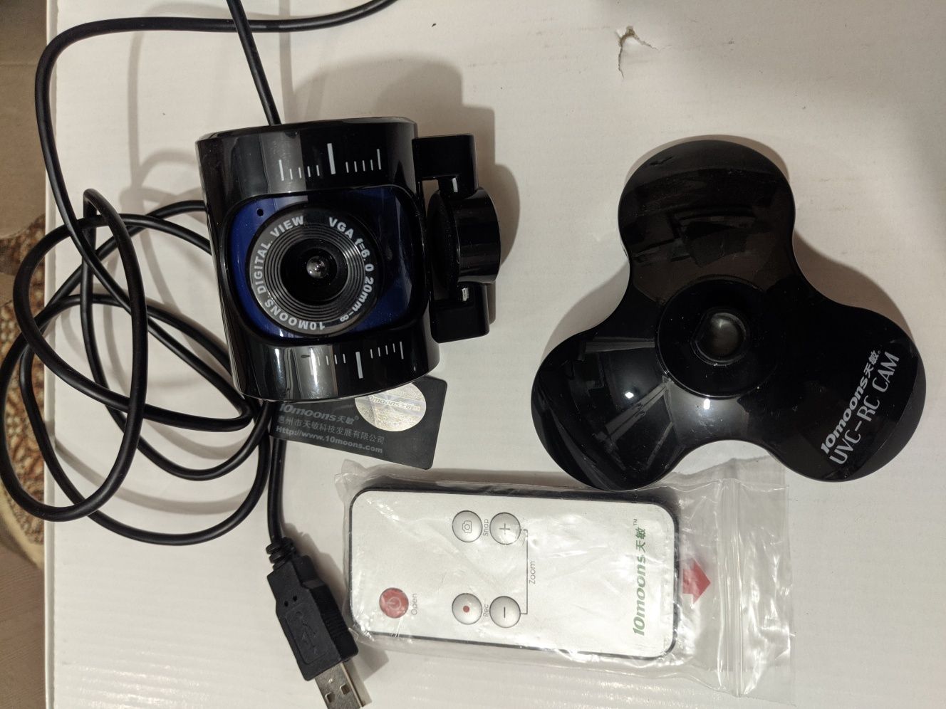 Вебкамера для компьютера 10moons D804rc с пультом