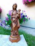 Drewniana figurka Maryja z dzieciątkiem