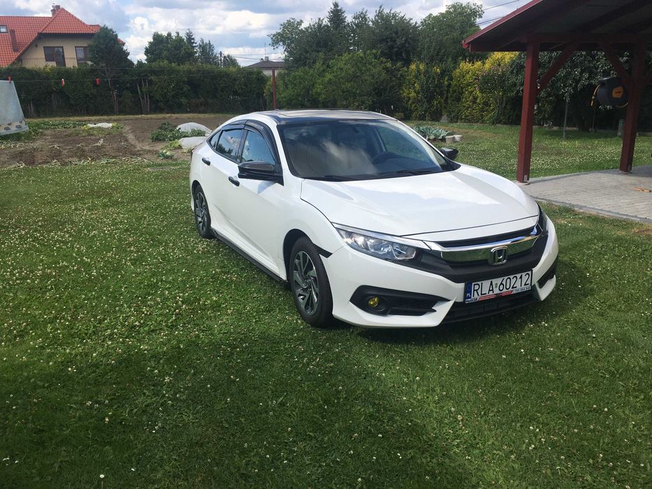 Samochod osobowy Honda CIVIC 2,0 sedan 2017 automat