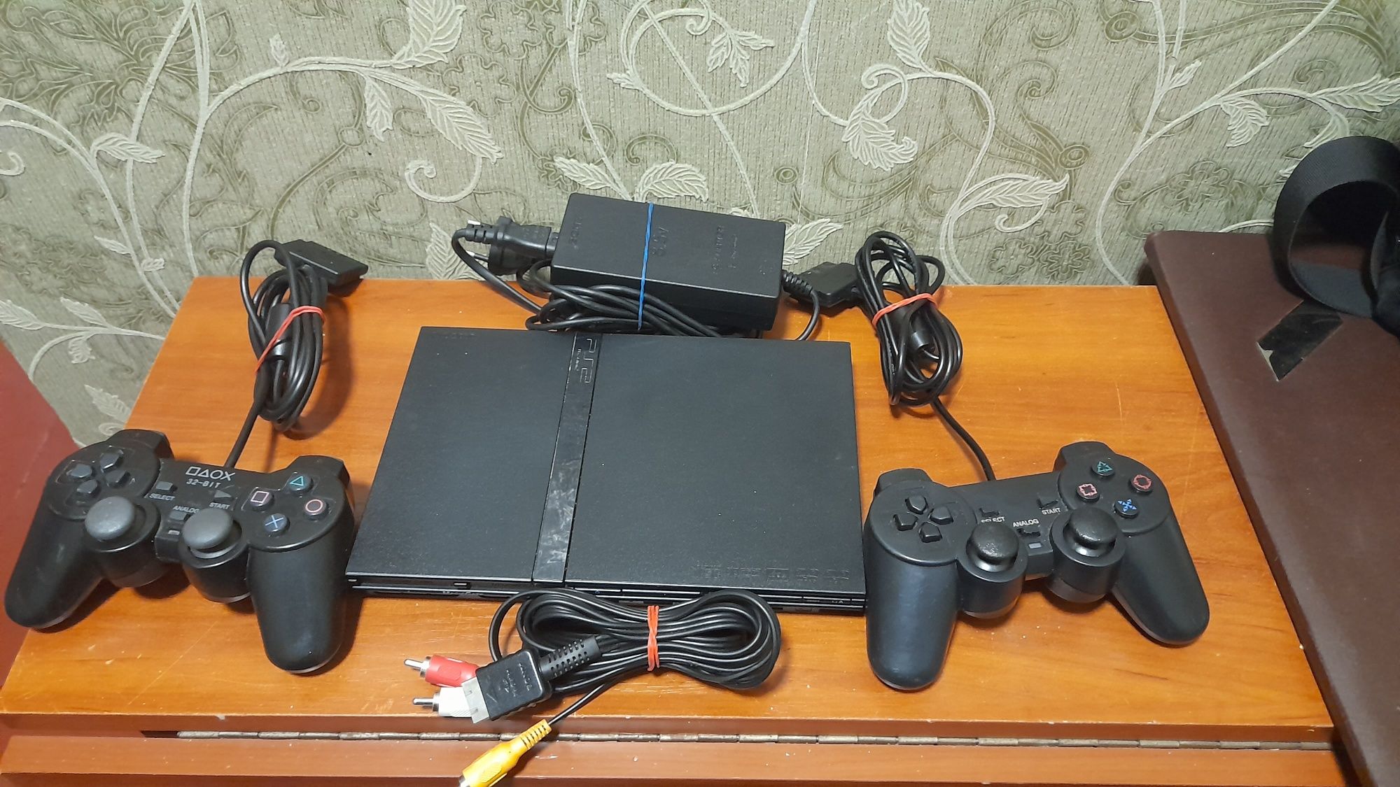 продам  sony playstation ll