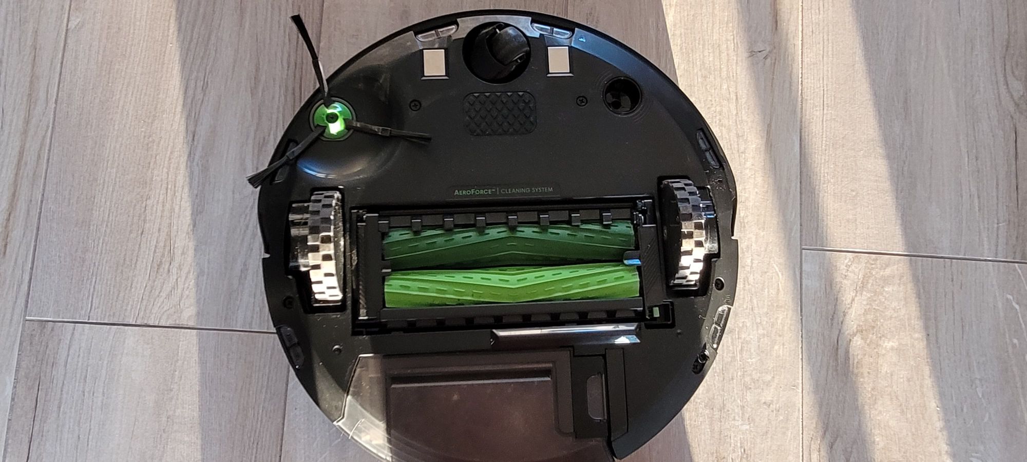 Sprzedam Robot Roomba j7