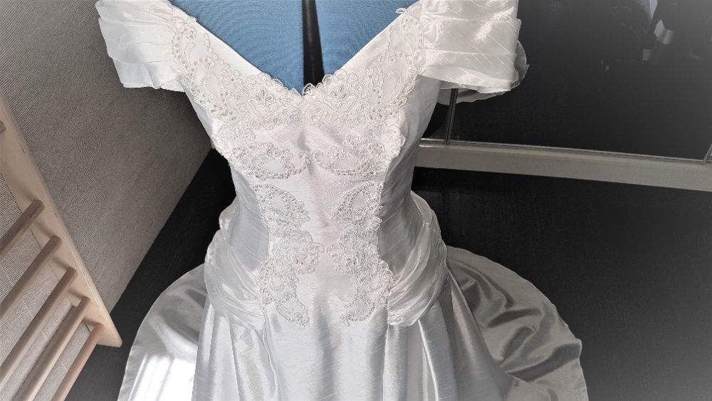 NOVO - Vestido de NOIVA - Ronald Joyce - transformável em Cerimónia