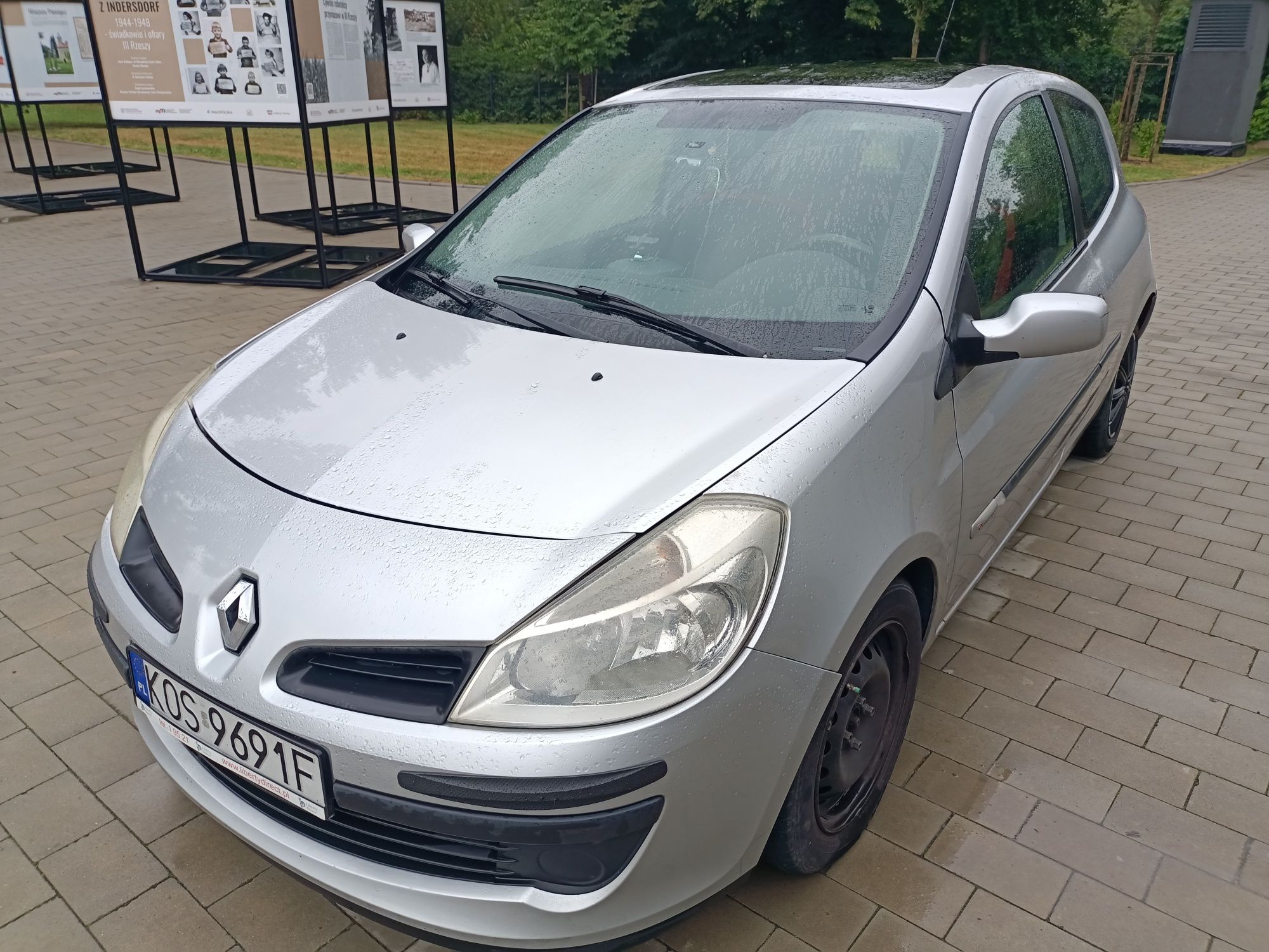 Sprzedam Samochód Renaul Clio 3