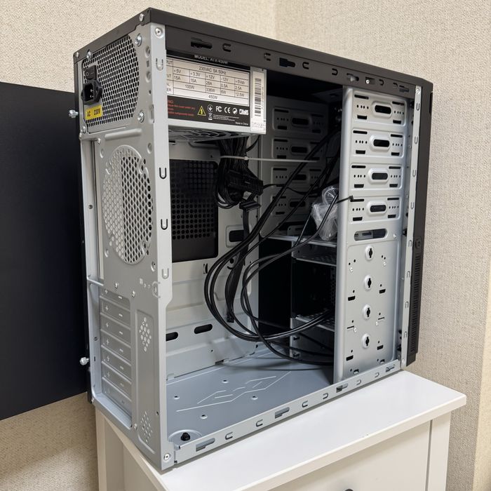 Корпус + блок живлення 450w для пк