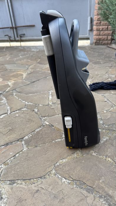 Автокрісло Maxi-Cosi Pearl Isofix база FamilyFix 9-18 люлька+чохол