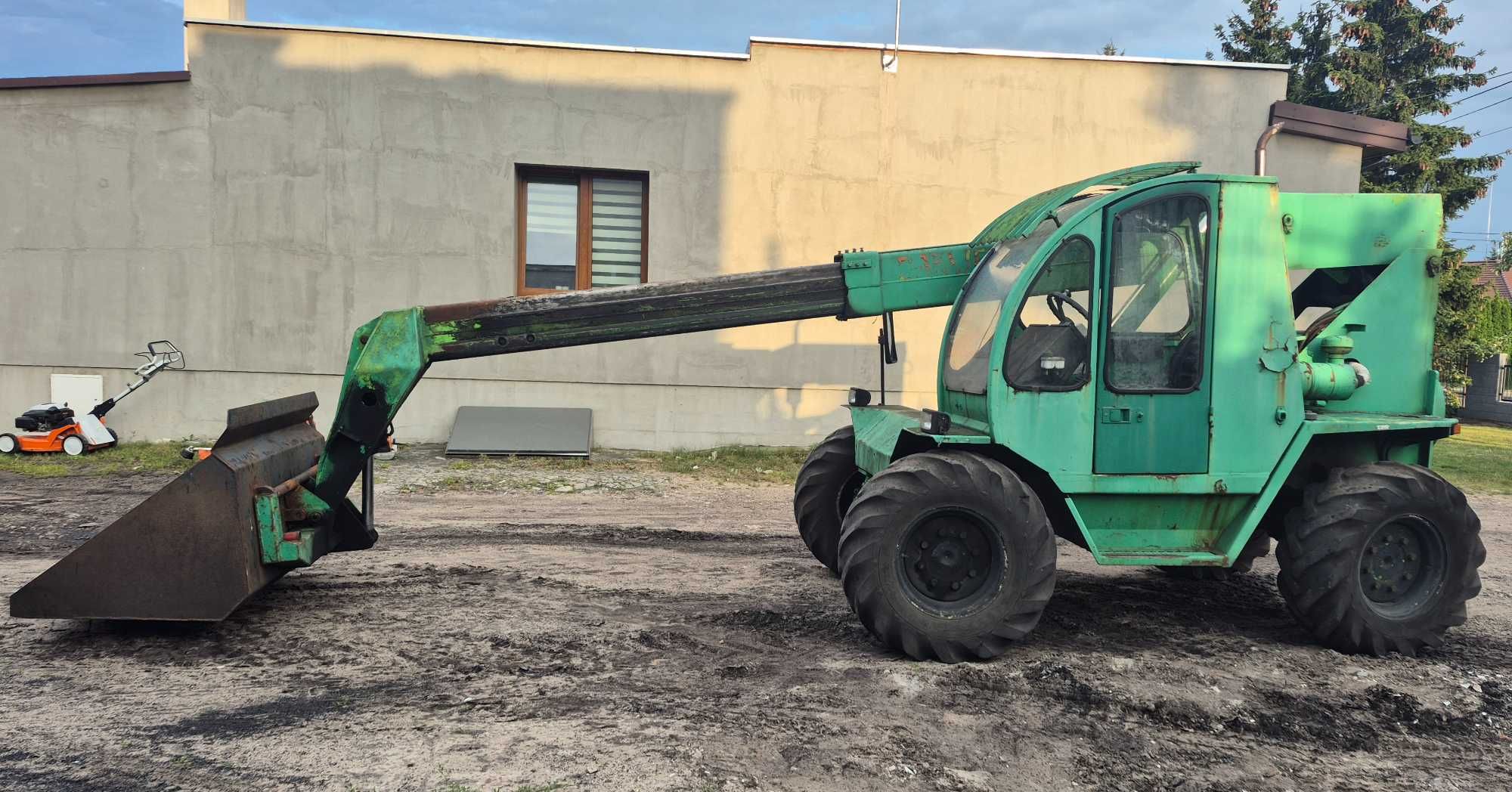 Ładowarka Merlo, 1992 r., napęd 4x4, silnik Perkins, widły, łyżka