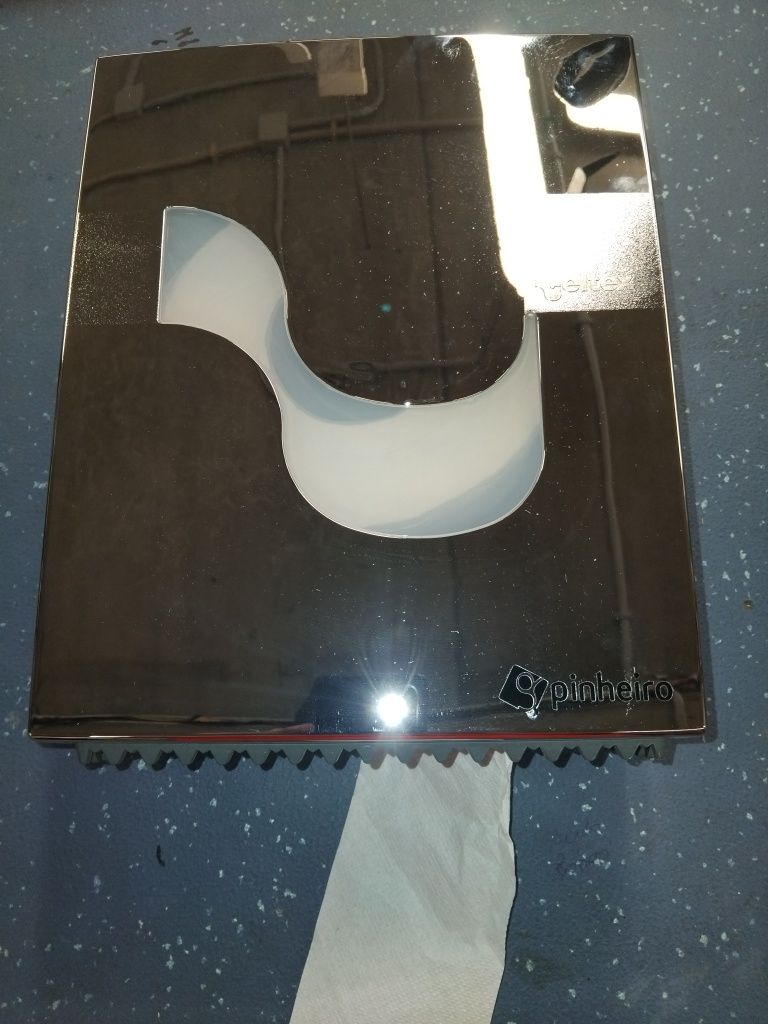 Dispensadores papel mãos,higiénico e saboneteiras