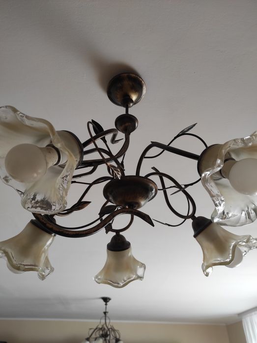 żyrandol + kinkiet , dwa komplety.