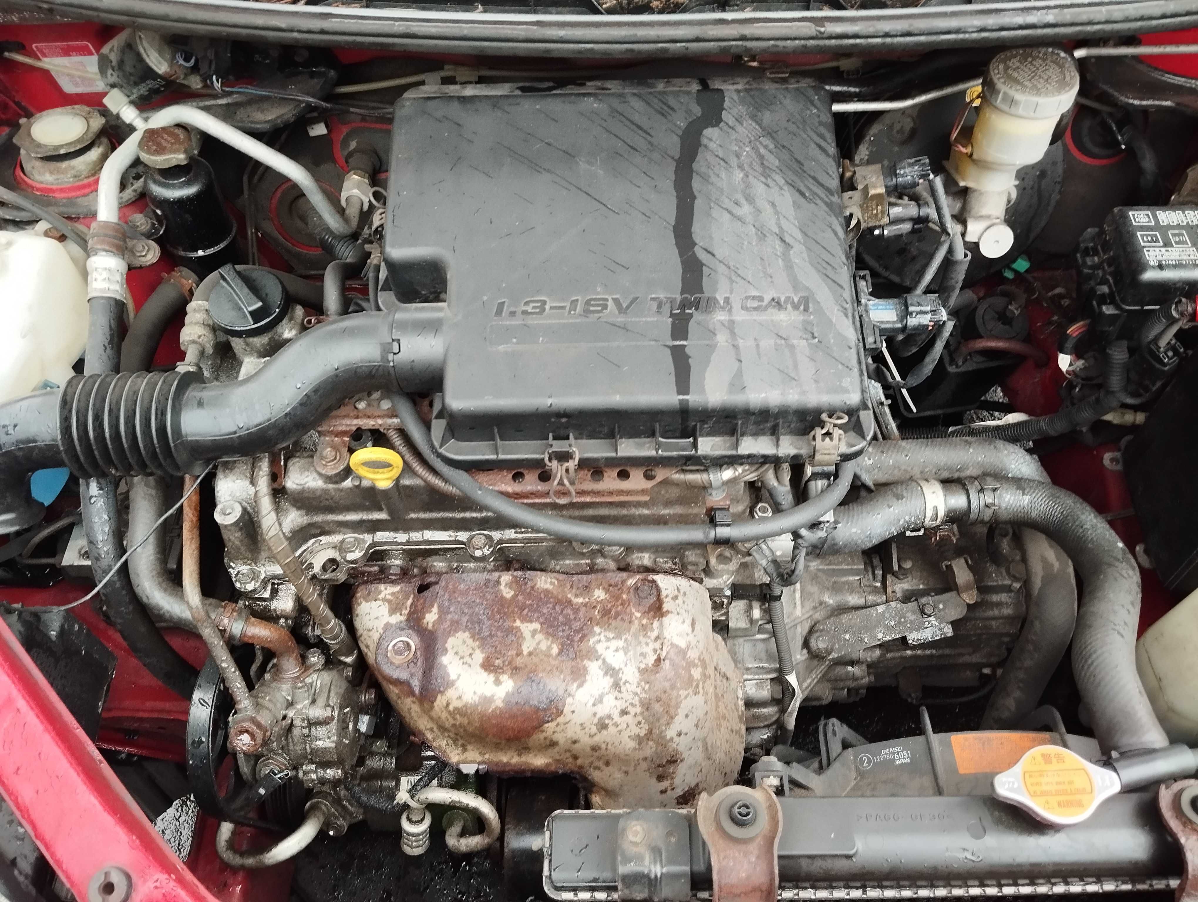 Daihatsu YRV 1.3i 5D 2002 r.Silnik.