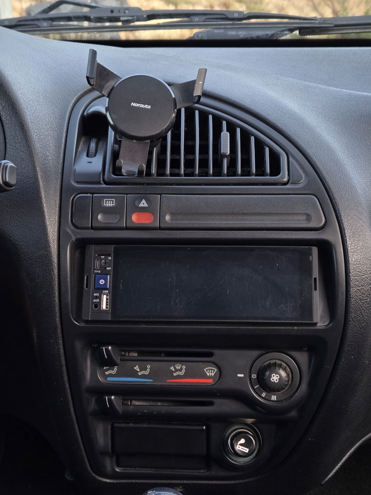 Citroën saxo com pouco kms!!!