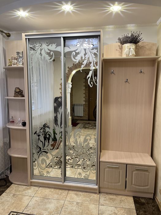 Прихожа шафа купе