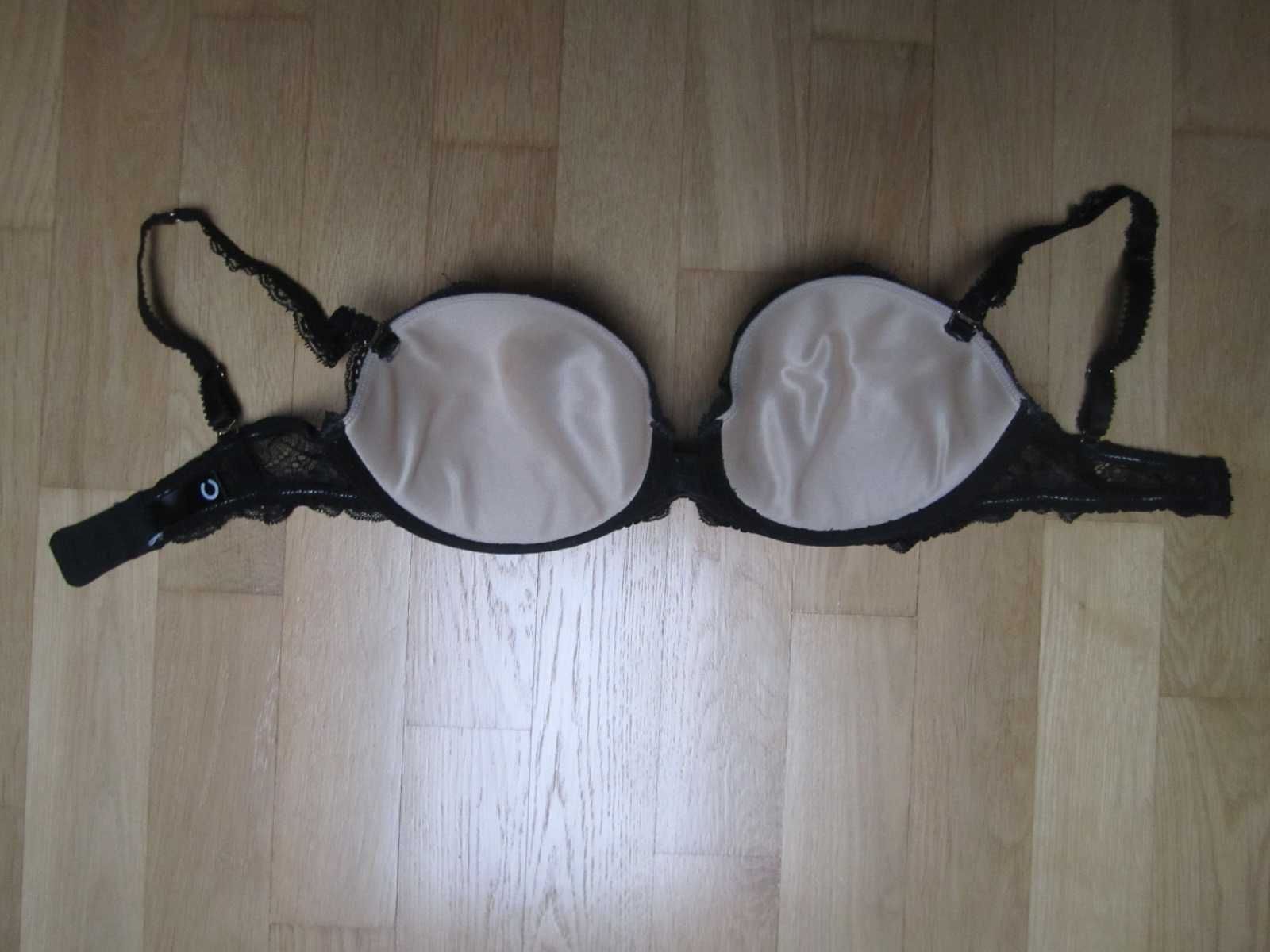 biustonosz Cubus