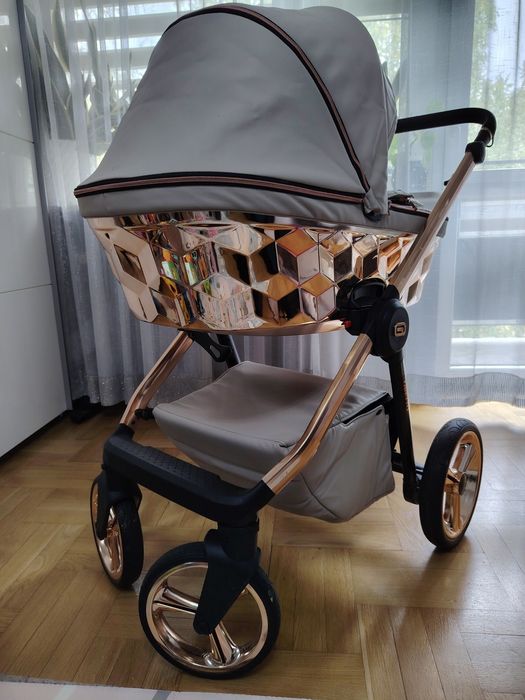 Wózek Destello LUX 4w1 z fotelikiem Avionaut Cosmo 0-13 kg + baza isof
