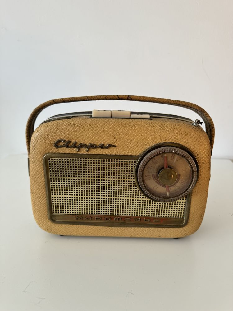 Radio transistor Nordmende Clipper K