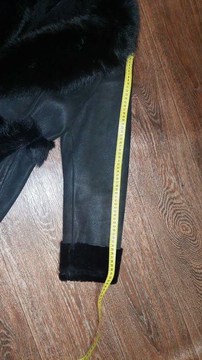 Дебленка в гарному стані .Натуральна шкіра.