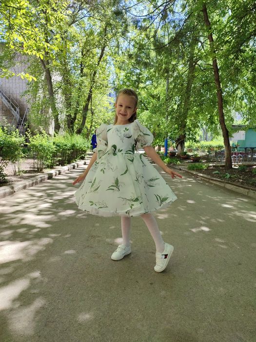 Сукні для дівчинки 5 років