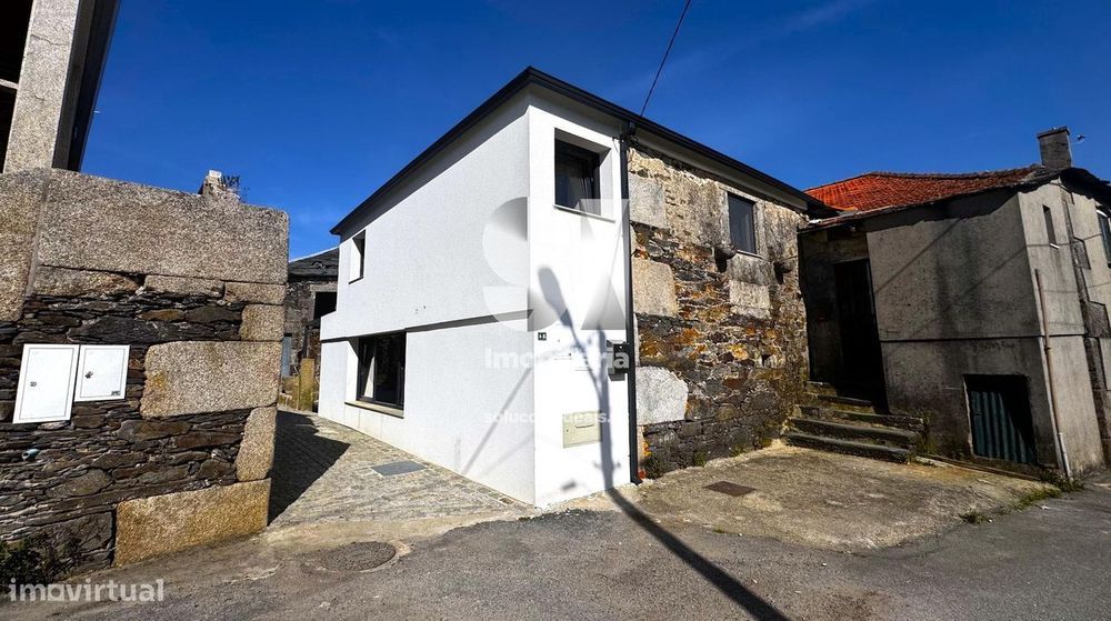 Moradia Geminada T2