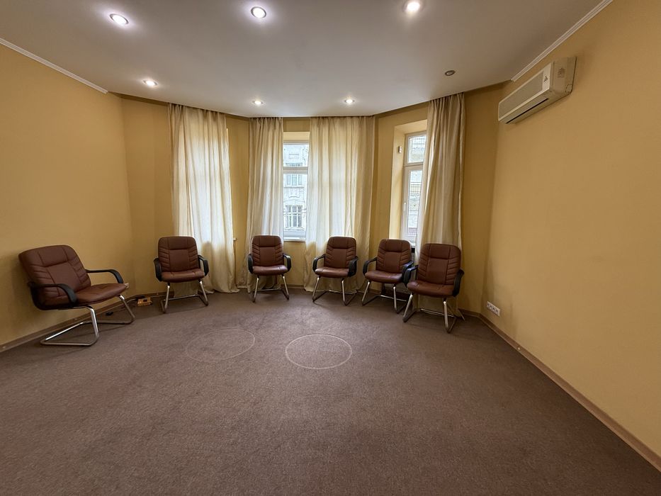 Оренда офісного приміщення 118 метрів, Дмитрівська, Цирк, Перемоги