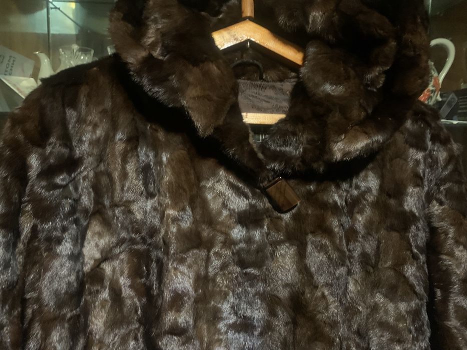 Полушубок, натуральная норка. Отличное состояние. Размер 48-50
