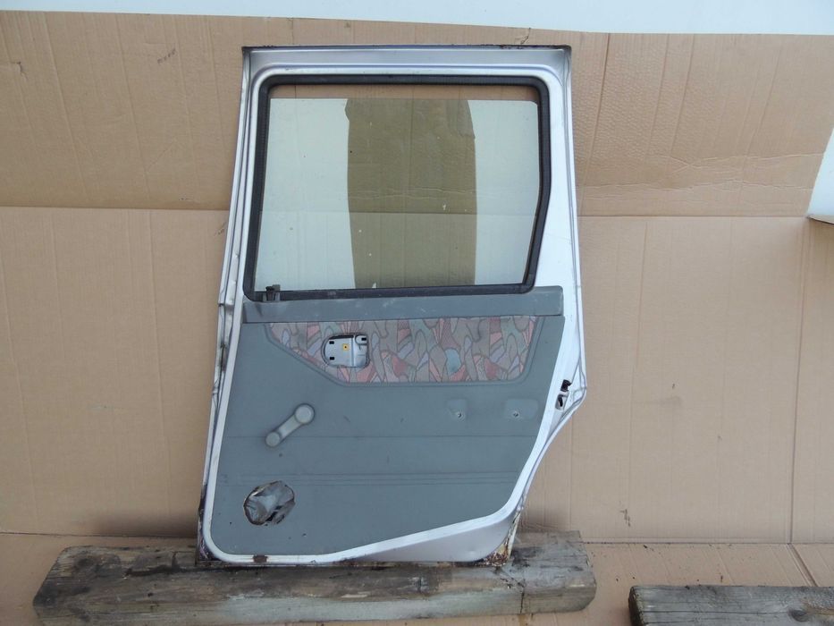 Drzwi tył tylne prawe Daewoo Tico TIKO  szyba tylna prawa